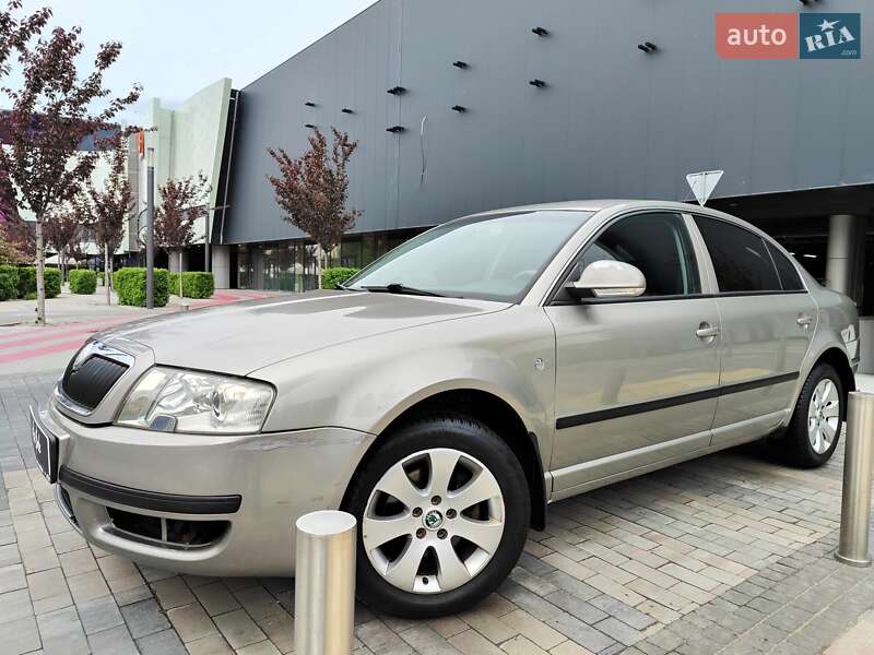 Ліфтбек Skoda Superb 2007 в 