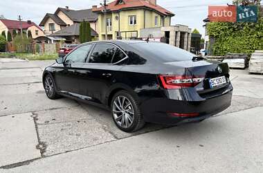 Ліфтбек Skoda Superb 2018 в 