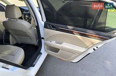 Лифтбек Skoda Superb 2013 в 