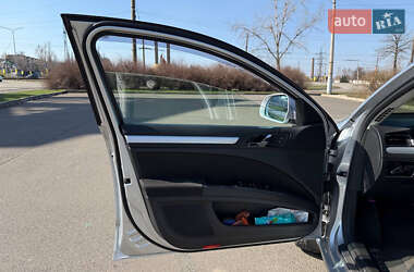Лифтбек Skoda Superb 2012 в 
