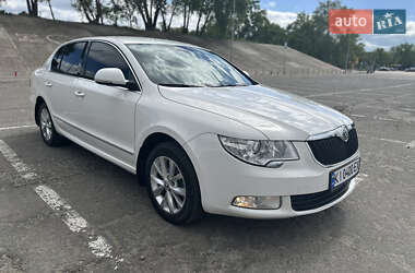 Лифтбек Skoda Superb 2010 в Киеве