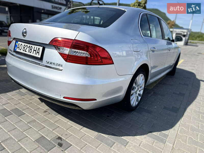 Ліфтбек Skoda Superb 2014 в Хусті