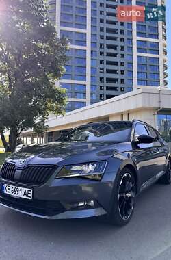 Універсал Skoda Superb 2019 в Луцьку