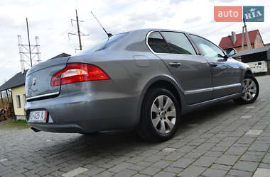Лифтбек Skoda Superb 2011 в 