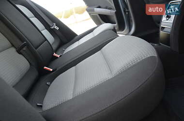 Лифтбек Skoda Superb 2011 в 