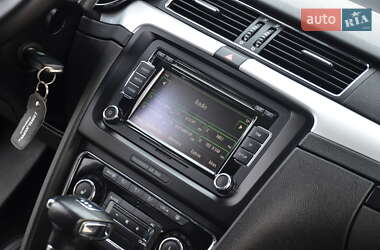 Лифтбек Skoda Superb 2011 в 