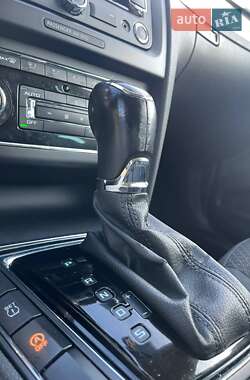 Універсал Skoda Superb 2015 в 