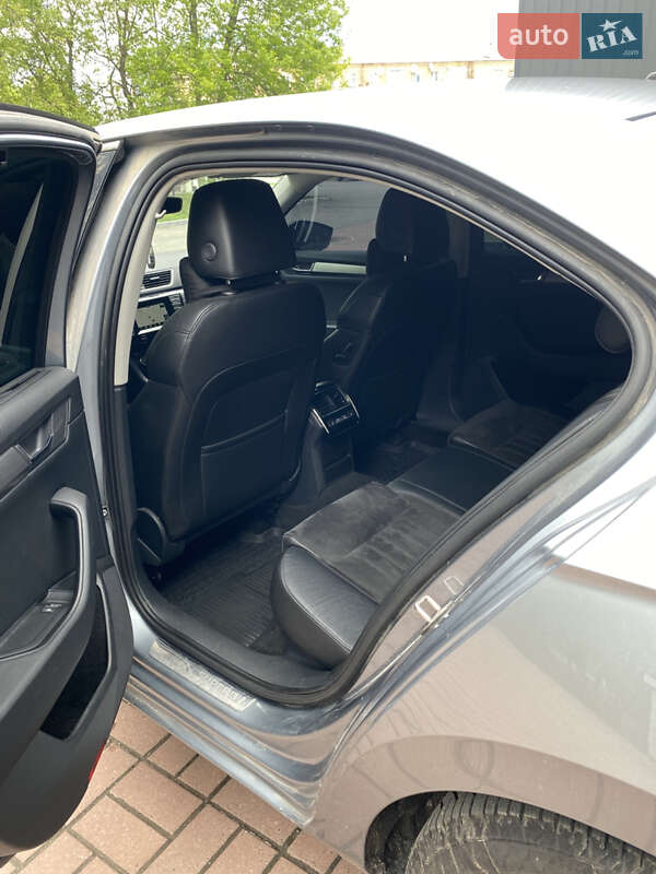 Лифтбек Skoda Superb 2015 в Кропивницком