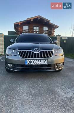 Универсал Skoda Superb 2014 в 