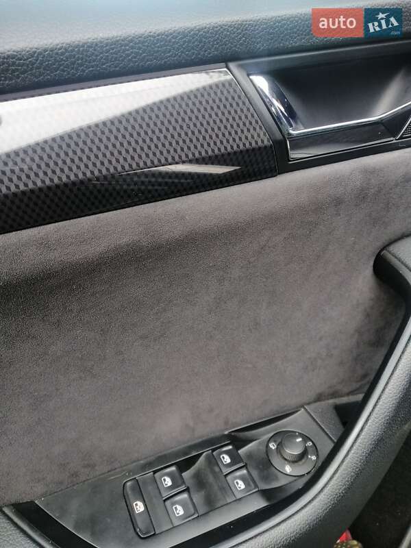 Универсал Skoda Superb 2017 в Умани