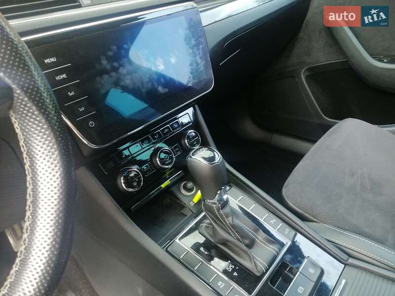 Универсал Skoda Superb 2017 в Умани