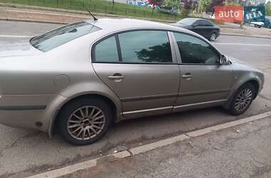 Лифтбек Skoda Superb 2006 в Киеве