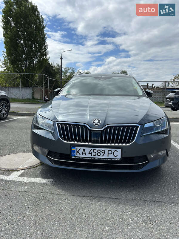 Універсал Skoda Superb 2018 в Києві