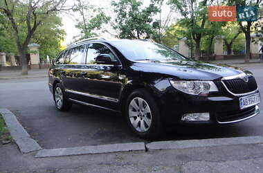 Универсал Skoda Superb 2012 в 