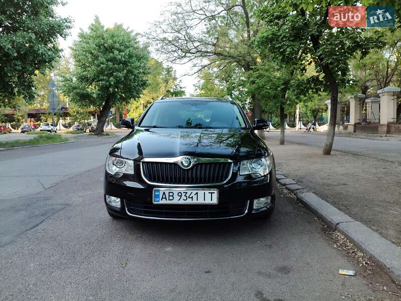 Универсал Skoda Superb 2012 в Николаеве фото 35 Универсал Skoda Superb 2012 в Николаеве