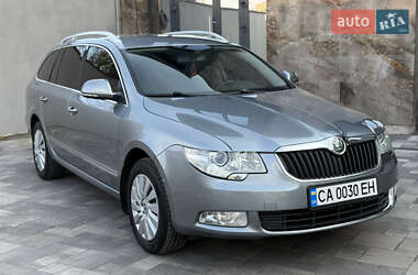 Універсал Skoda Superb 2010 в Черкасах