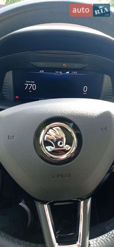 Универсал Skoda Superb 2019 в Умани