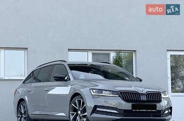 Универсал Skoda Superb 2020 в Киеве