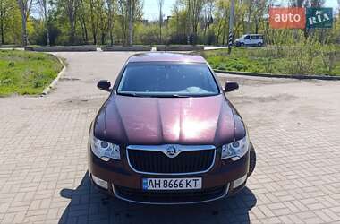 Лифтбек Skoda Superb 2009 в Краматорске