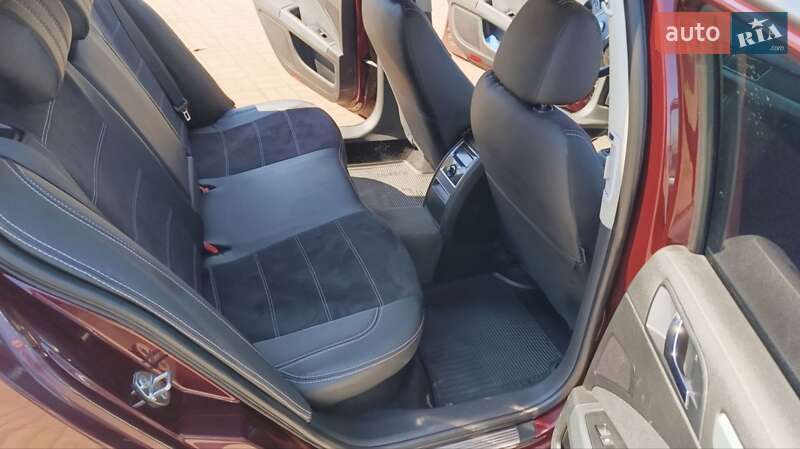 Лифтбек Skoda Superb 2009 в Краматорске
