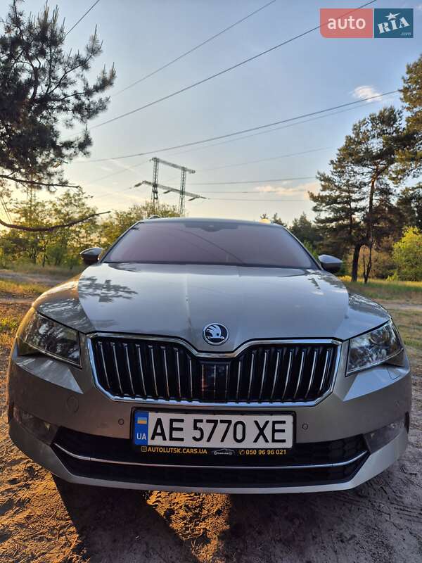 Универсал Skoda Superb 2017 в Днепре
