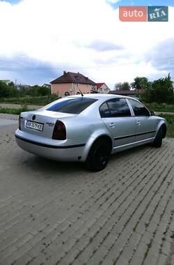 Ліфтбек Skoda Superb 2006 в 