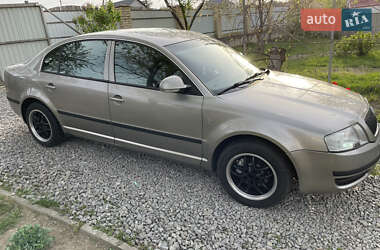 Лифтбек Skoda Superb 2008 в 
