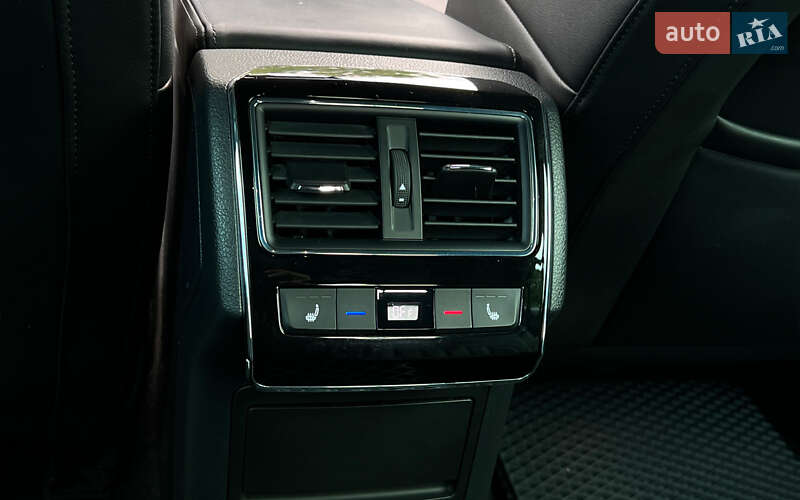 Лифтбек Skoda Superb 2018 в Львове