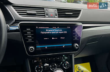 Ліфтбек Skoda Superb 2018 в 
