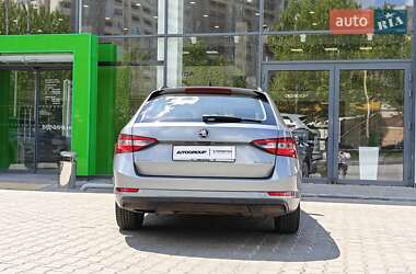 Універсал Skoda Superb 2016 в 