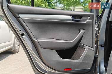 Універсал Skoda Superb 2016 в 