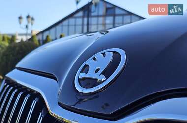 Ліфтбек Skoda Superb 2019 в 