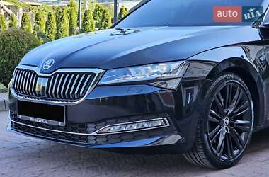 Ліфтбек Skoda Superb 2019 в 