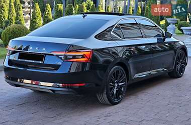 Ліфтбек Skoda Superb 2019 в 