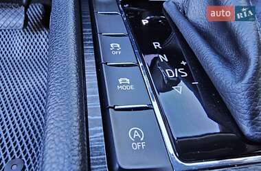 Ліфтбек Skoda Superb 2019 в 