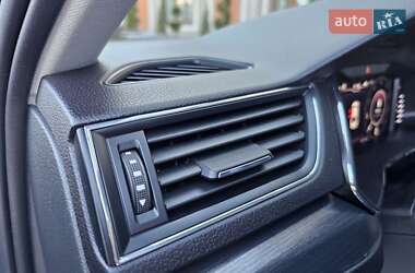 Ліфтбек Skoda Superb 2019 в 