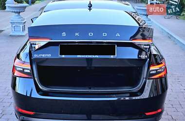 Ліфтбек Skoda Superb 2019 в 