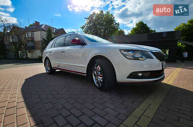 Универсал Skoda Superb 2013 в 