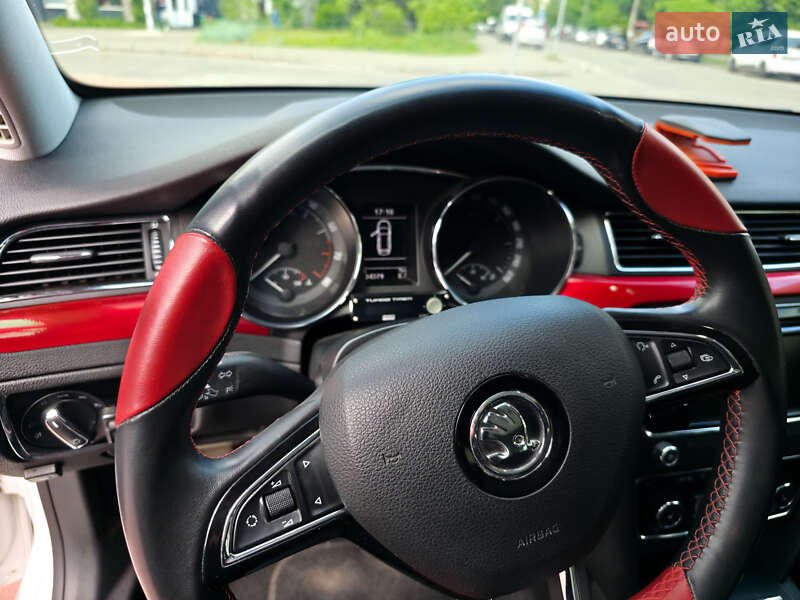 Универсал Skoda Superb 2013 в Киеве