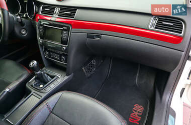 Универсал Skoda Superb 2013 в 