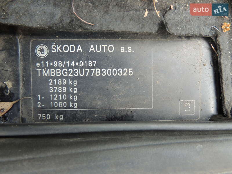 Лифтбек Skoda Superb 2006 в Киеве