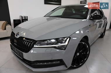 Ліфтбек Skoda Superb 2021 в 