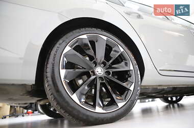 Ліфтбек Skoda Superb 2021 в 