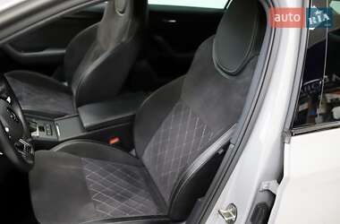 Ліфтбек Skoda Superb 2021 в 