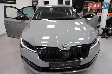 Ліфтбек Skoda Superb 2021 в 