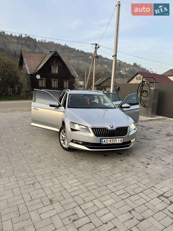 Универсал Skoda Superb 2018 в Рахове фото 10 Универсал Skoda Superb 2018 в Рахове
