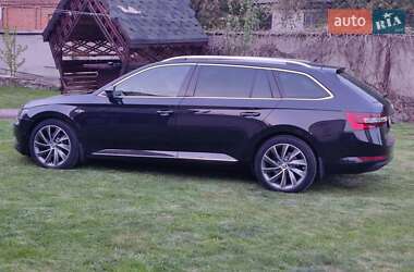 Универсал Skoda Superb 2018 в 