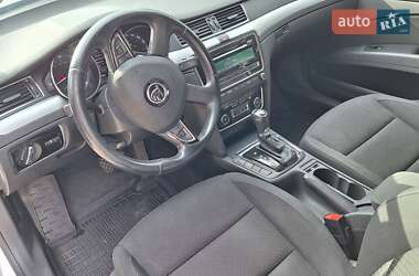 Ліфтбек Skoda Superb 2013 в 