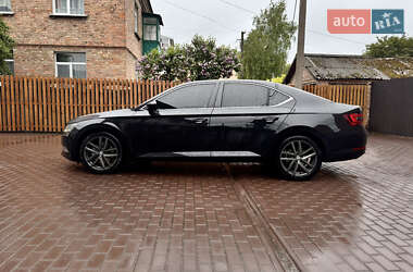 Ліфтбек Skoda Superb 2019 в 