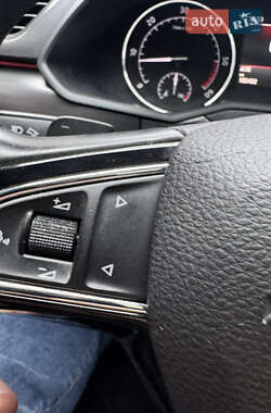 Ліфтбек Skoda Superb 2019 в 